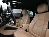 Certified 2020 Porsche Macan image 5