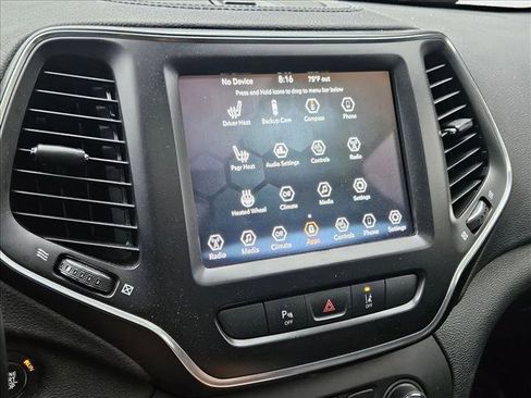 Used 2021 Jeep Cherokee Latitude Lux 80th Anniv w/ Quick Order Package 26U 80TH image 13