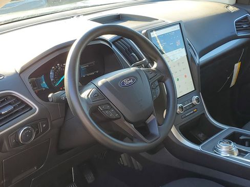 New 2024 Ford Edge SE w/ Black Appearance Package AWD/4WD image 10