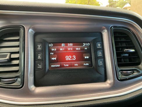 Used 2016 Dodge Challenger SXT image 57