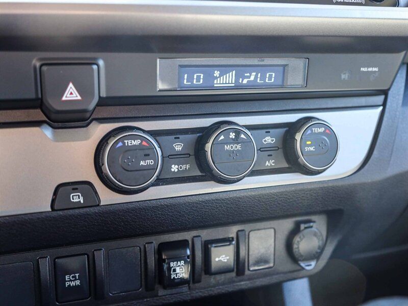 Used 2021 Toyota Tacoma SR5 RWD image 31