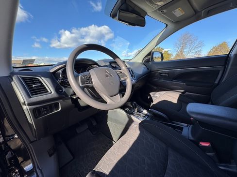 Used 2024 Mitsubishi Outlander Sport AWD image 12