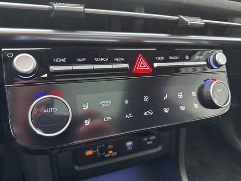 New 2025 Hyundai Tucson Limited image 37