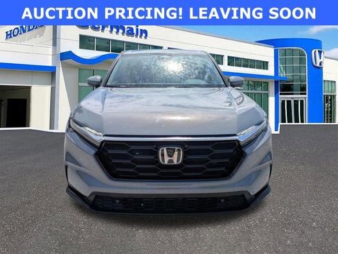 Used 2025 Honda CR-V EX-L image 9