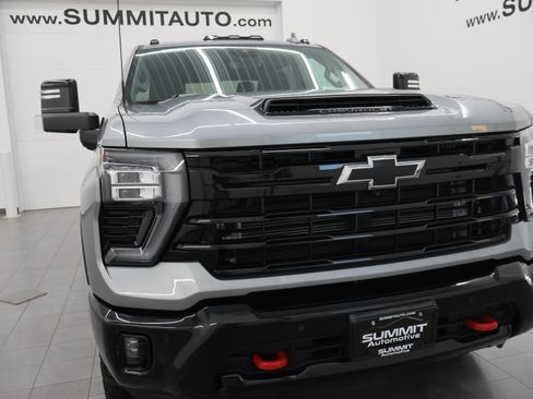 Used 2025 Chevrolet Silverado 2500 LTZ w/ Trail Boss Package AWD/4WD image 29