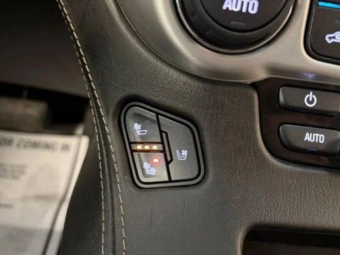 Used 2017 GMC Yukon SLT w/ Open Road Package AWD/4WD image 21