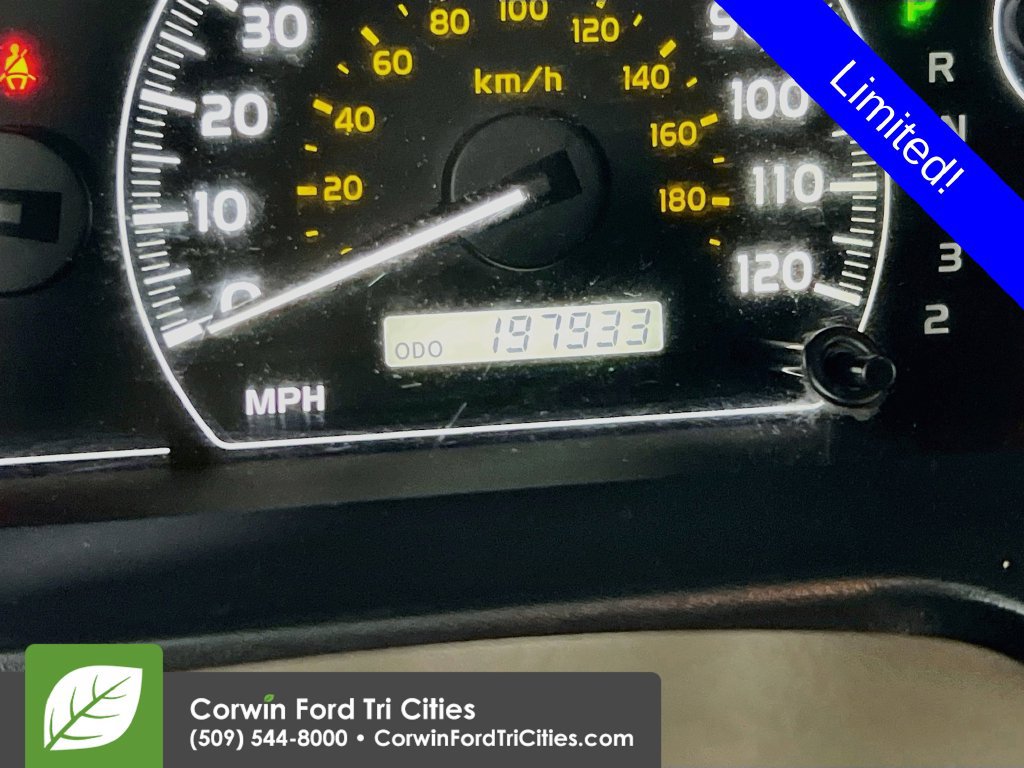 Used 2006 Toyota Sequoia Limited AWD/4WD image 32