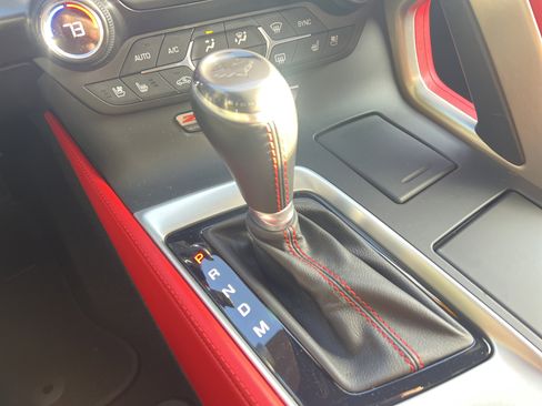 Used 2016 Chevrolet Corvette Z06 w/ 3LZ Preferred Equipment Group image 28