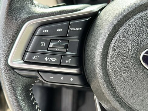 Used 2023 Subaru Outback Premium image 11