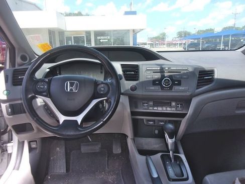 Used 2012 Honda Civic Hybrid Sedan image 9