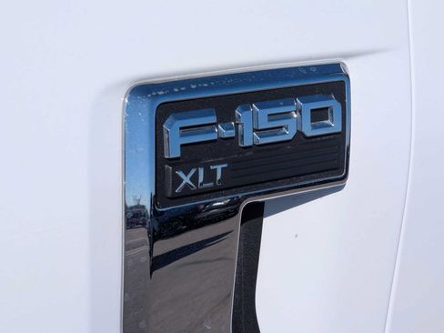 Certified 2022 Ford F150 XLT w/ Trailer Tow Package AWD/4WD image 11