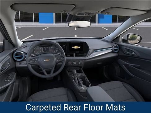New 2026 Chevrolet Trax LS w/ LS Convenience Package FWD image 17
