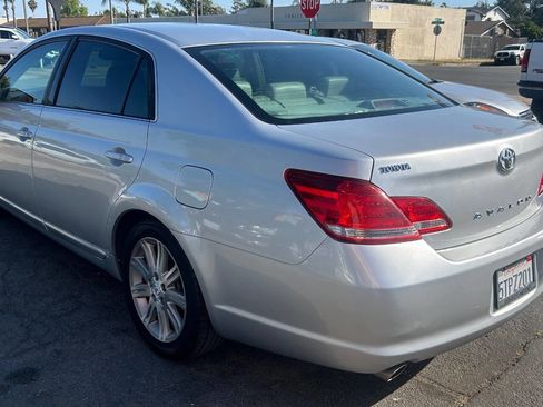 Used 2006 Toyota Avalon Limited FWD image 8