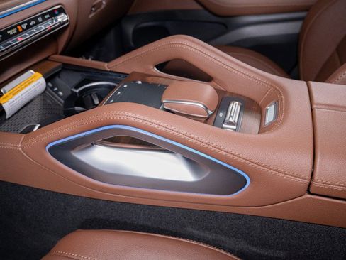 New 2026 Mercedes-Benz GLS 450 4MATIC image 21