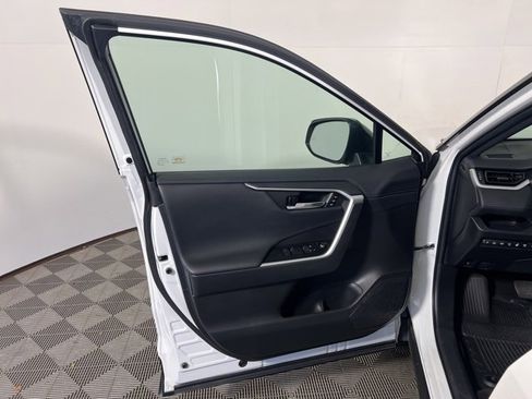 Used 2024 Toyota RAV4 XSE image 8