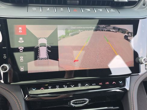 New 2026 Jeep Grand Cherokee Summit AWD/4WD image 23