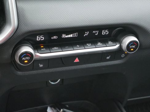 Used 2025 MAZDA CX-50 AWD 2.5 S w/ Weather Package image 14