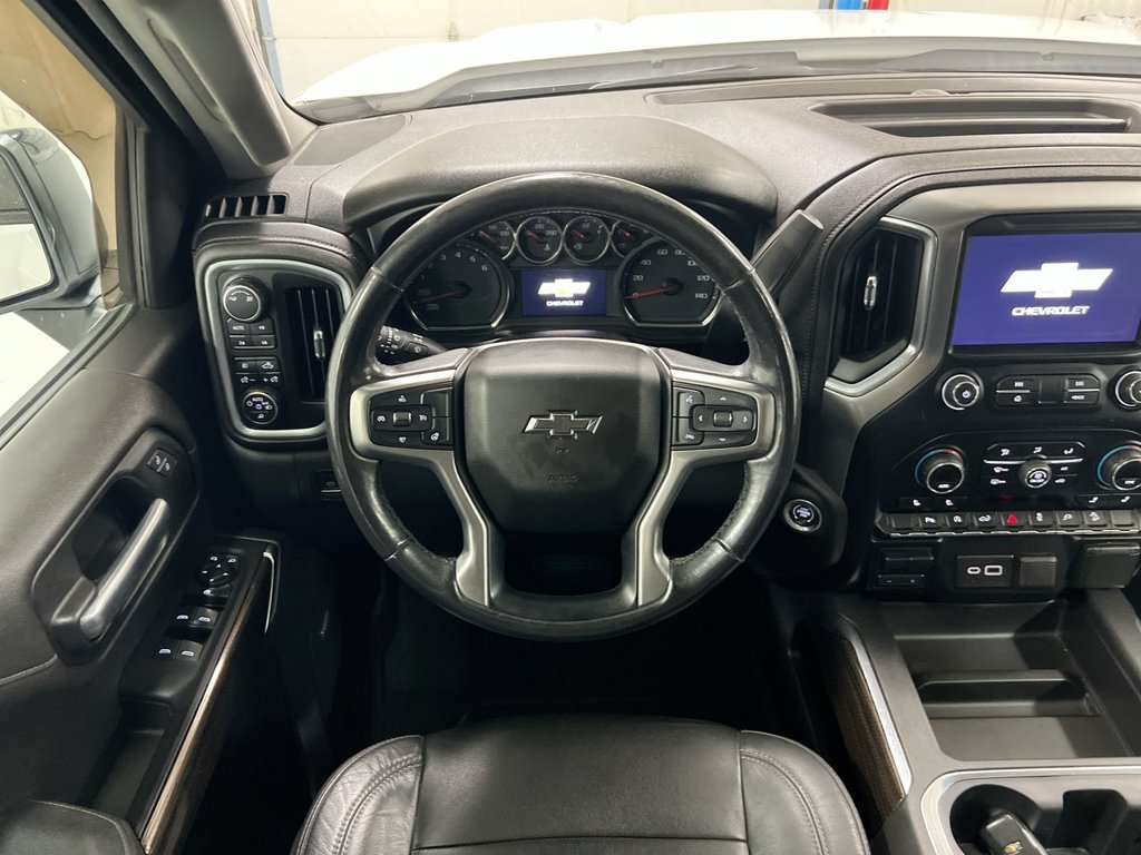 Used 2019 Chevrolet Silverado 1500 RST AWD/4WD image 11