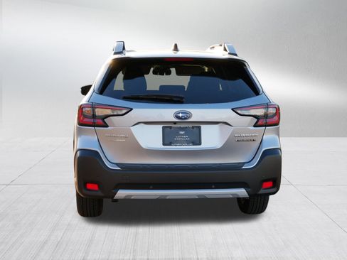Used 2024 Subaru Outback Touring XT image 6