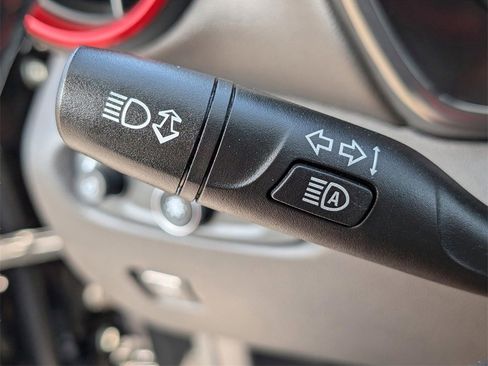 Used 2021 Chevrolet Blazer RS w/ Enhanced Convenience Package image 25