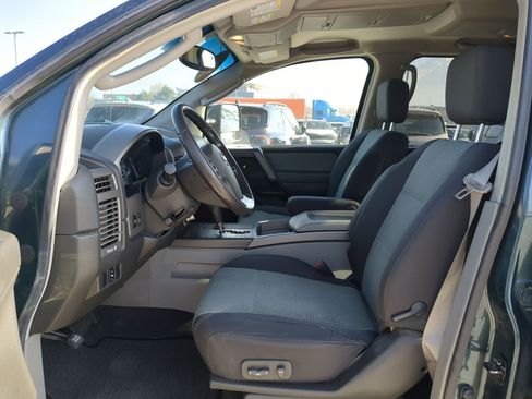 Used 2004 Nissan Titan SE image 16