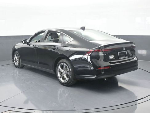 Used 2024 Honda Accord EX image 4