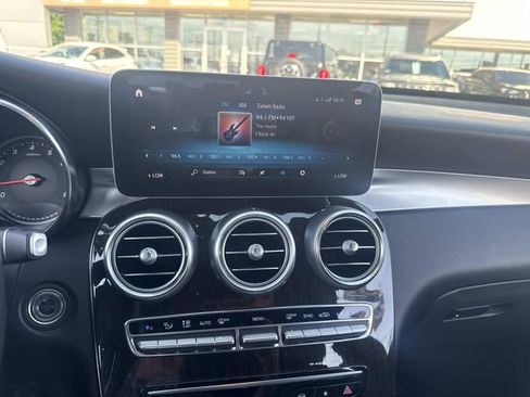Used 2020 Mercedes-Benz GLC 300 4MATIC image 29