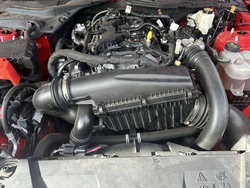 Used 2024 Ford Mustang Coupe RWD image 12