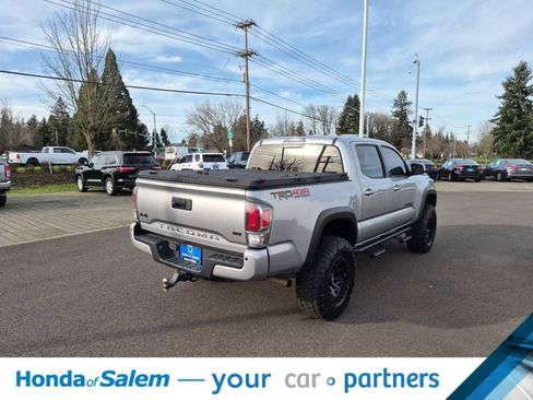 Used 2020 Toyota Tacoma TRD Off-Road image 22