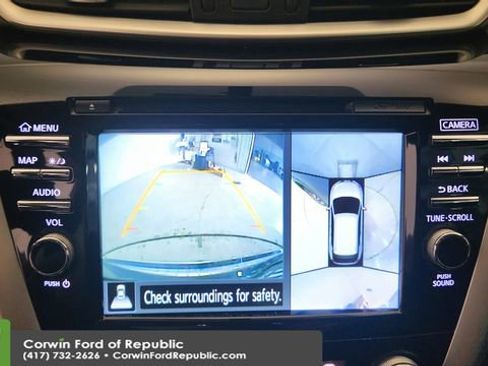 Used 2017 Nissan Murano Platinum w/ Platinum Technology Package image 18