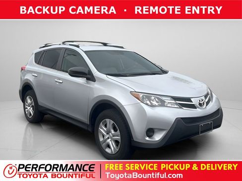 Used 2015 Toyota RAV4 LE image 1