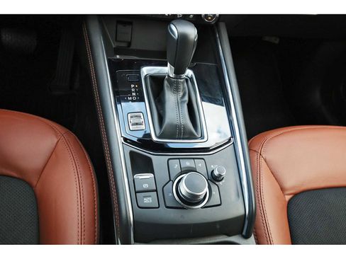 Certified 2025 MAZDA CX-5 Carbon Edition image 25