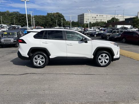 Certified 2021 Toyota RAV4 LE AWD/4WD image 7