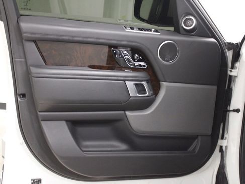 Used 2021 Land Rover Range Rover P525 Westminster Edition LWB image 14