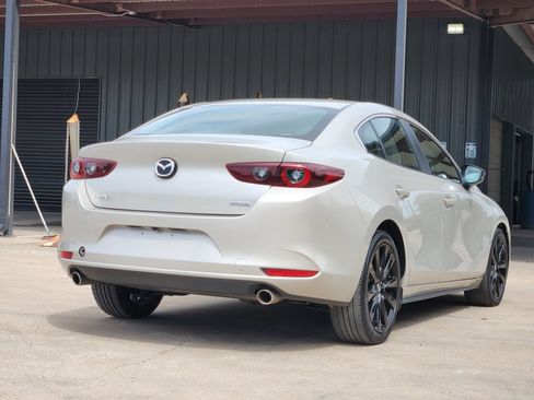 Used 2024 MAZDA MAZDA3 s FWD image 5
