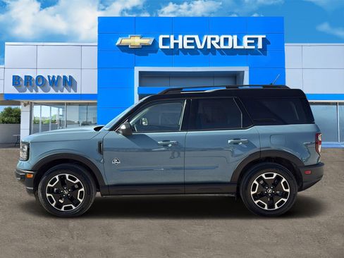 Used 2021 Ford Bronco Sport Outer Banks w/ Outer Banks Package image 5