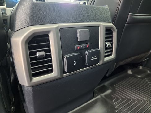 Used 2022 Ford F250 Platinum w/ Tremor Off-Road Package image 41