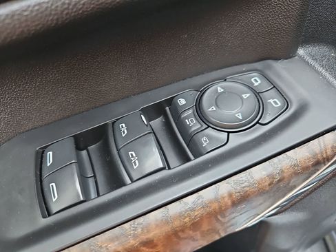 Used 2020 GMC Sierra 2500 Denali w/ Denali Ultimate Package image 17