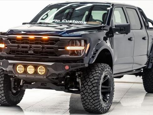 Used 2024 Ford F150 XLT w/ FX4 Off-Road Package image 3