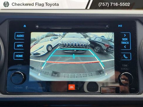 Used 2019 Toyota Tacoma TRD Off-Road image 18