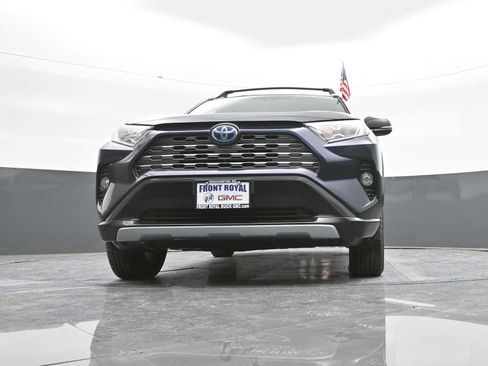 Used 2020 Toyota RAV4 XSE image 74