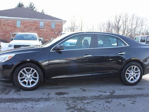 Used 2014 Chevrolet Malibu LT w/ Power Convenience Package image 5