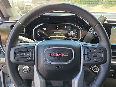 Used 2025 GMC Sierra 1500 Elevation AWD/4WD image 19