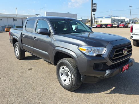 Used 2023 Toyota Tacoma SR image 2