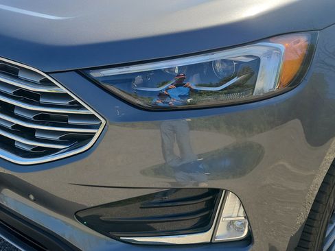 Used 2024 Ford Edge Titanium w/ Equipment Group 301A AWD/4WD image 9