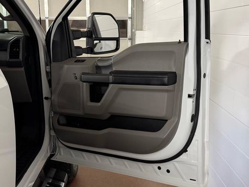 Used 2022 Ford F250 XLT w/ XLT Premium Package image 38