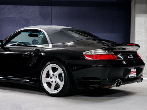 Used 2004 Porsche 911 Turbo AWD/4WD image 36