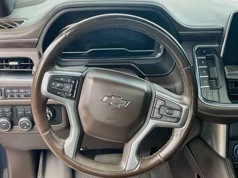 Used 2022 Chevrolet Tahoe Z71 w/ Luxury Package AWD/4WD image 24