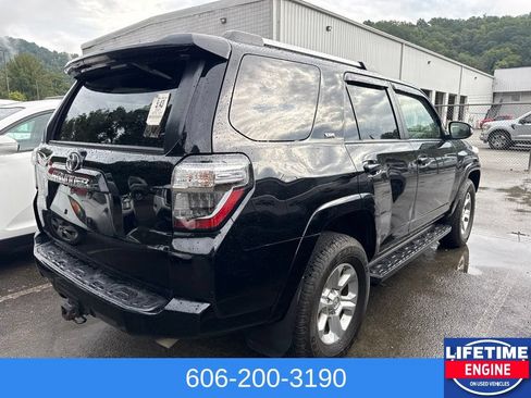 Used 2021 Toyota 4Runner SR5 Premium AWD/4WD image 7