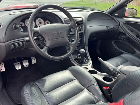 Used 2002 Ford Mustang GT RWD image 12